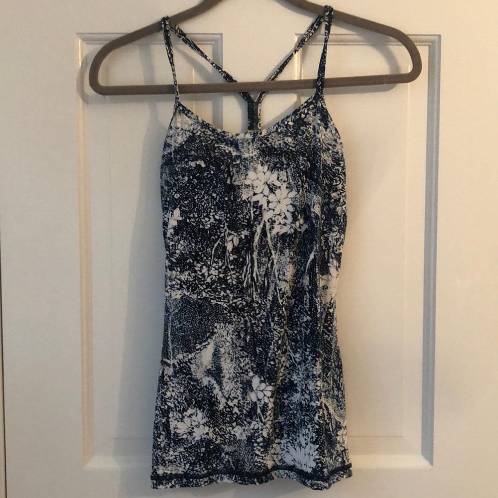 Lululemon Y power tank